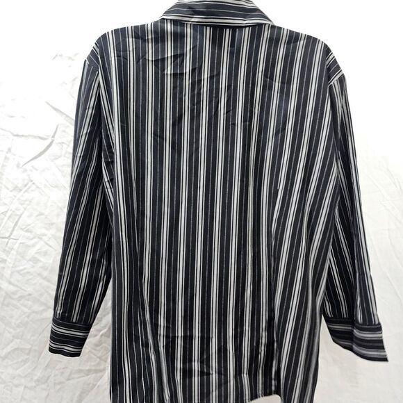 Vintage y2k office siren corporate goth pinstripe 3/4 sleeve top - Picture 3 of 4